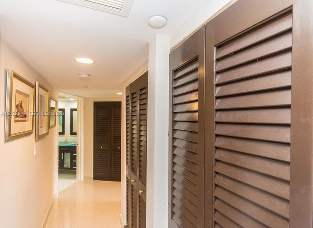 19101 NE 36th Court 504, Aventura, FL 33180