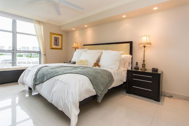 19101 NE 36th Court 504, Aventura, FL 33180