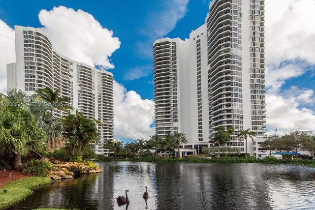 19101 NE 36th Court 504, Aventura, FL 33180