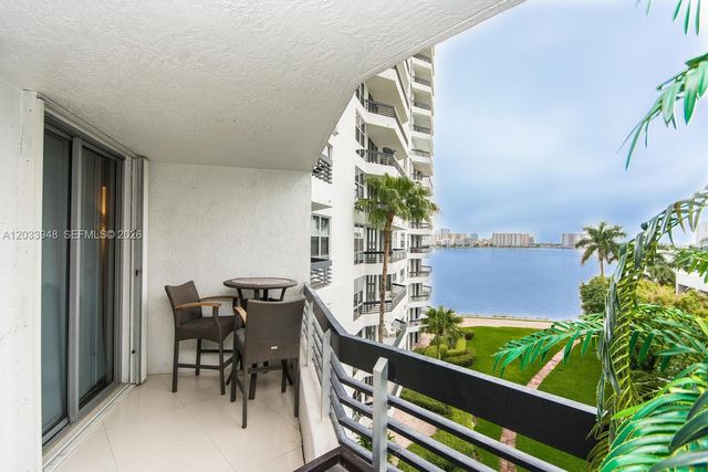 19101 NE 36th Court 504, Aventura, FL 33180