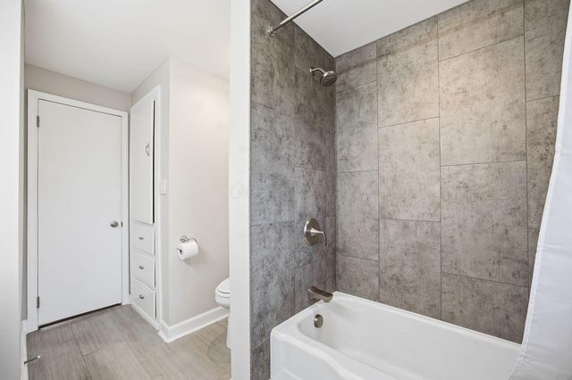 332 E Hinman Avenue, Columbus, OH 43207