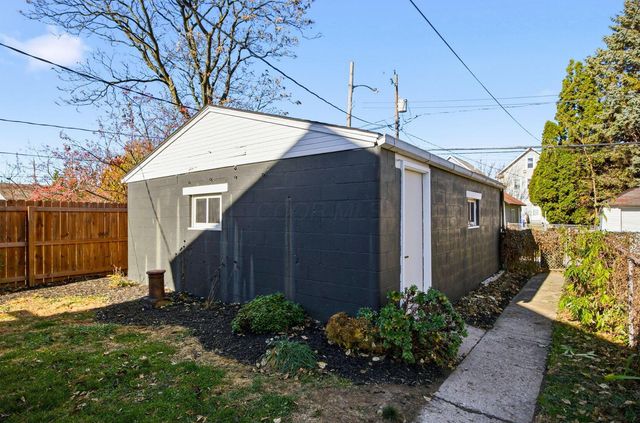 332 E Hinman Avenue, Columbus, OH 43207