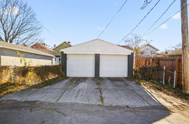 332 E Hinman Avenue, Columbus, OH 43207