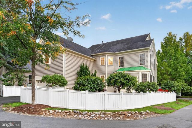 105 WATKINS OVERLOOK, Rockville, MD 20850