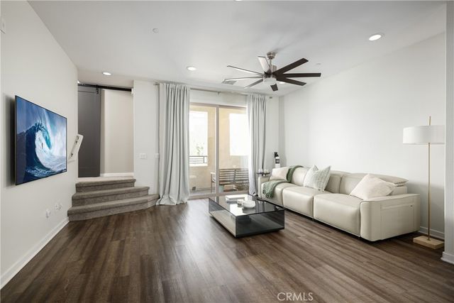 108 Cadence, Irvine, CA 92618