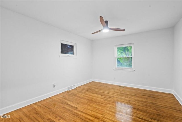 506 W Noble Street, Selma, NC 27576