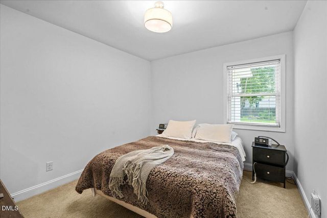506 W Noble Street, Selma, NC 27576