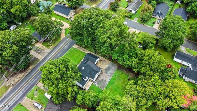 506 W Noble Street, Selma, NC 27576