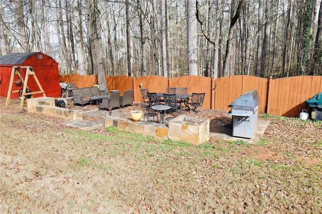 4906 Crider Creek Drive, Powder Springs, GA 30127