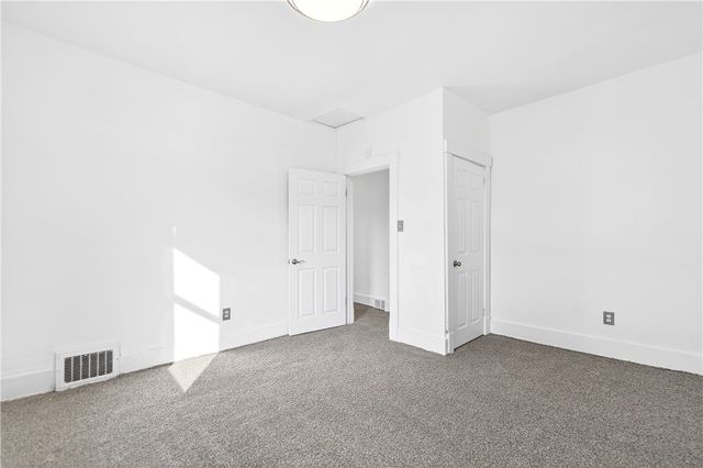 1320 WOODMONT AVENUE, New Kensington, PA 15068