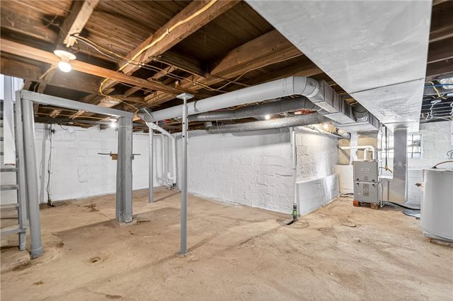 1320 WOODMONT AVENUE, New Kensington, PA 15068