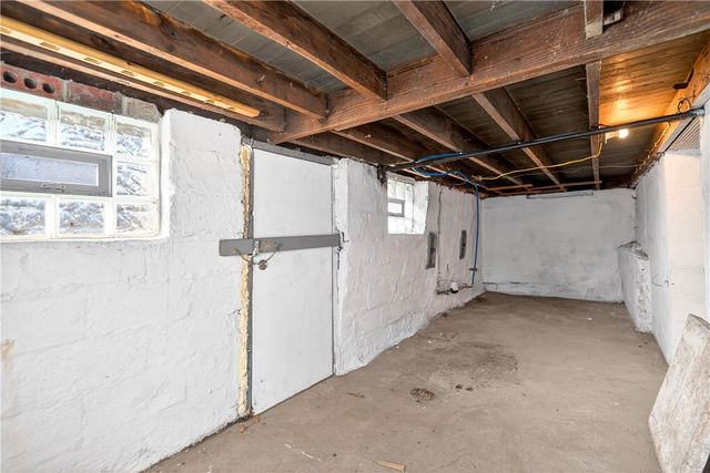 1320 WOODMONT AVENUE, New Kensington, PA 15068