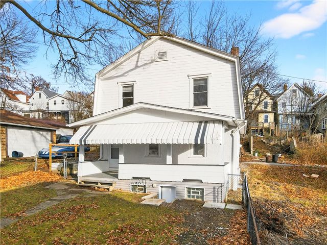 1320 WOODMONT AVENUE, New Kensington, PA 15068