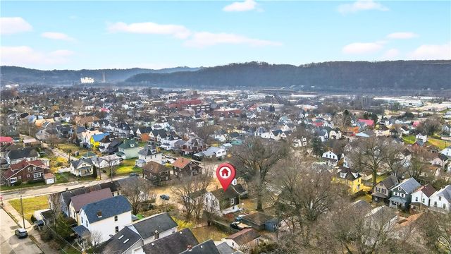 1320 WOODMONT AVENUE, New Kensington, PA 15068