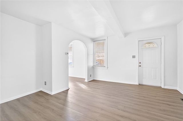 1320 WOODMONT AVENUE, New Kensington, PA 15068