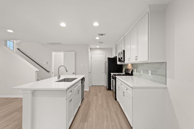 7 Marble Rock Place, The Woodlands, TX 77382