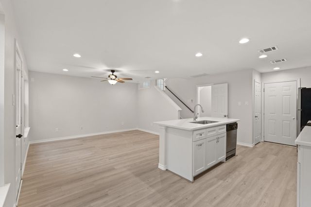 7 Marble Rock Place, The Woodlands, TX 77382