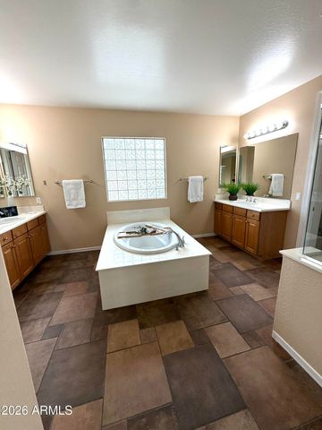 2438 E IRIS Drive, Chandler, AZ 85286