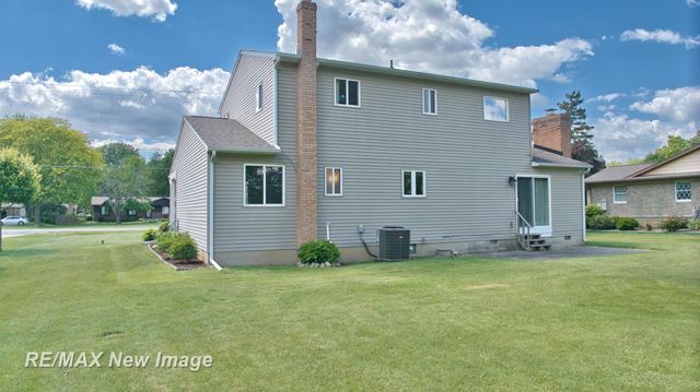 13060 N Linden Road, Vienna Twp, MI 48420