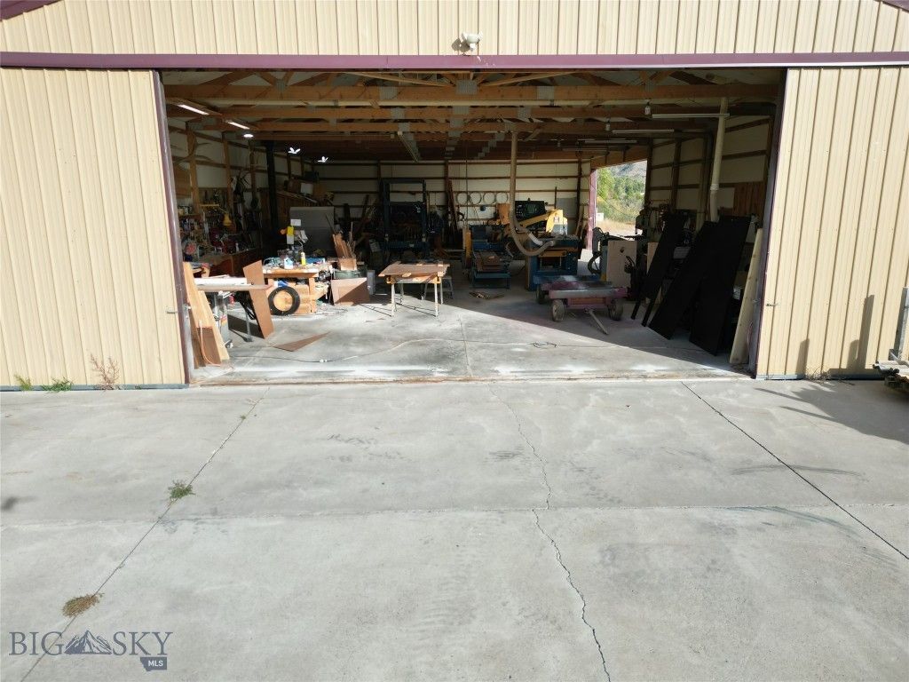 14 Old MT Hwy 10, Cardwell, MT 59721 photo 8