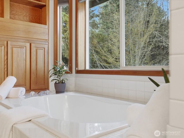 11710 43rd Drive SE, Everett, WA 98208