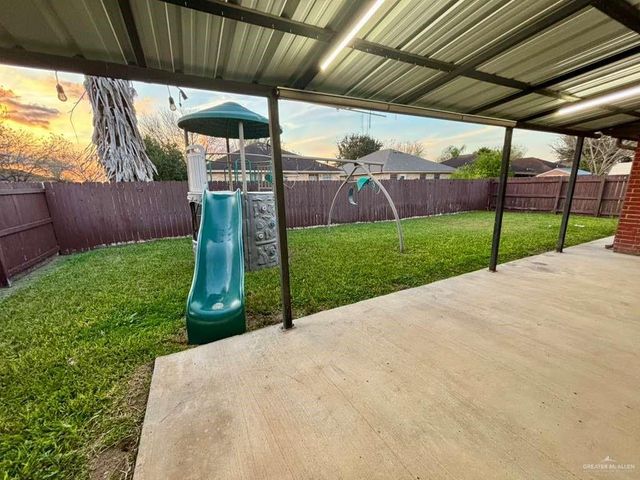 412 S 29th Street, Hidalgo, TX 78557