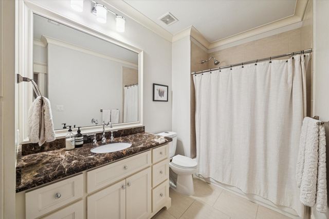 1030 Waverly Street, Houston, TX 77008