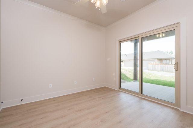 24 Driftwood Lane, Little Rock, AR 72223