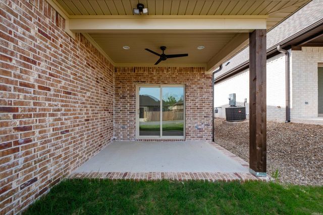 24 Driftwood Lane, Little Rock, AR 72223