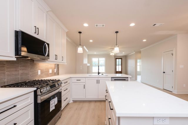 24 Driftwood Lane, Little Rock, AR 72223