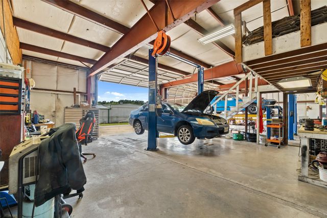 1416 LINDA, Daingerfield, TX 75638