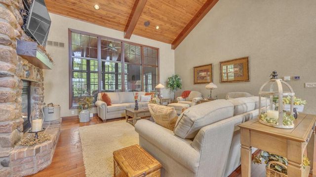 14086 St Andrews DRIVE, Valders, WI 54245