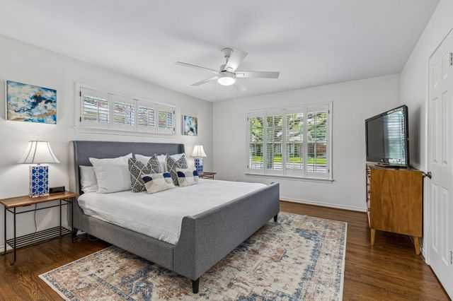 9469 Gatetrail Drive, Dallas, TX 75238