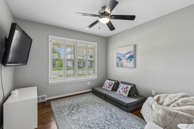 9469 Gatetrail Drive, Dallas, TX 75238