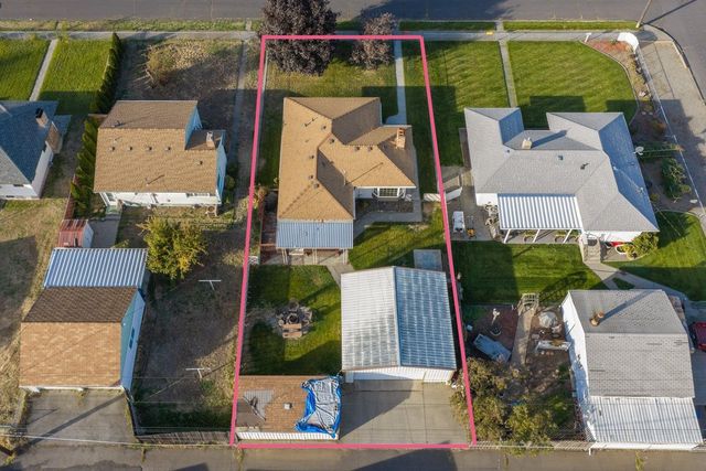 1526 E Dalke Ave, Spokane, WA 99208