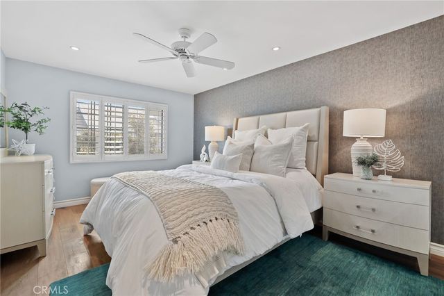 328 Regatta Way, Seal Beach, CA 90740