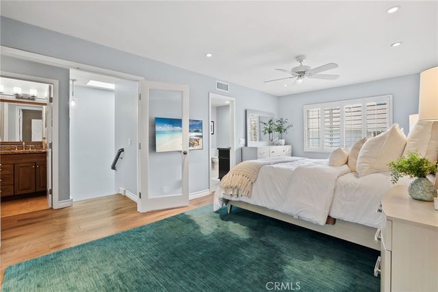 328 Regatta Way, Seal Beach, CA 90740