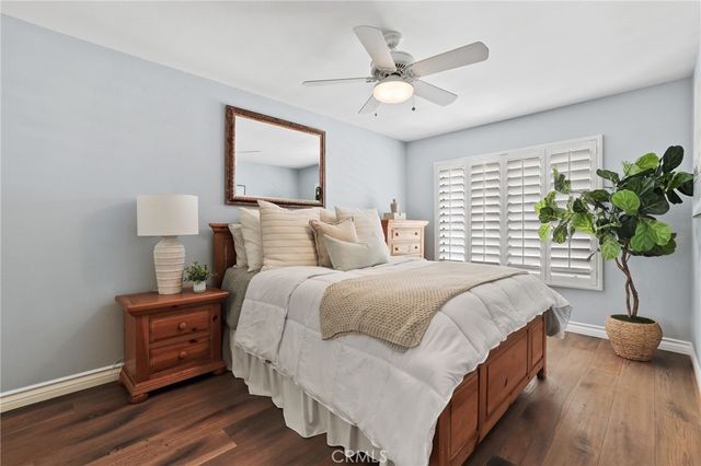 328 Regatta Way, Seal Beach, CA 90740