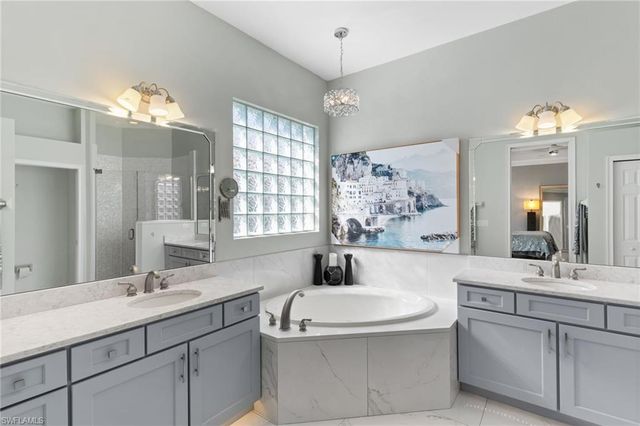 10517 Heritage Bay BLVD, Naples, FL 34120