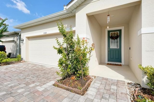 8560 COMPASS POINT AVENUE, Orlando, FL 32832