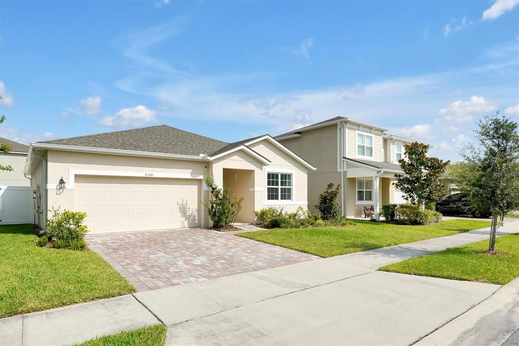 8560 COMPASS POINT AVENUE, Orlando, FL 32832