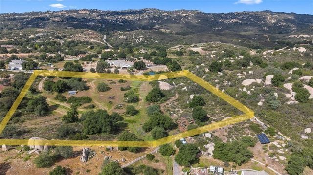 0 Calle Los Pericos, Murrieta, CA 92562