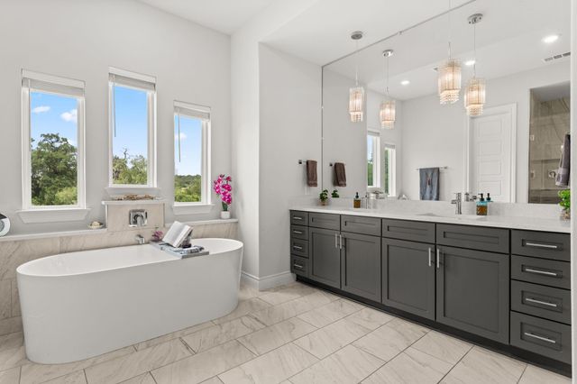 705 Spicewood Trails DR, Spicewood, TX 78669