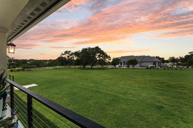 705 Spicewood Trails DR, Spicewood, TX 78669