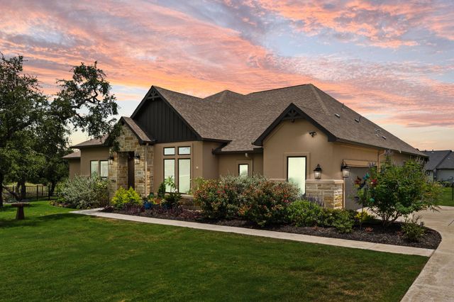 705 Spicewood Trails DR, Spicewood, TX 78669