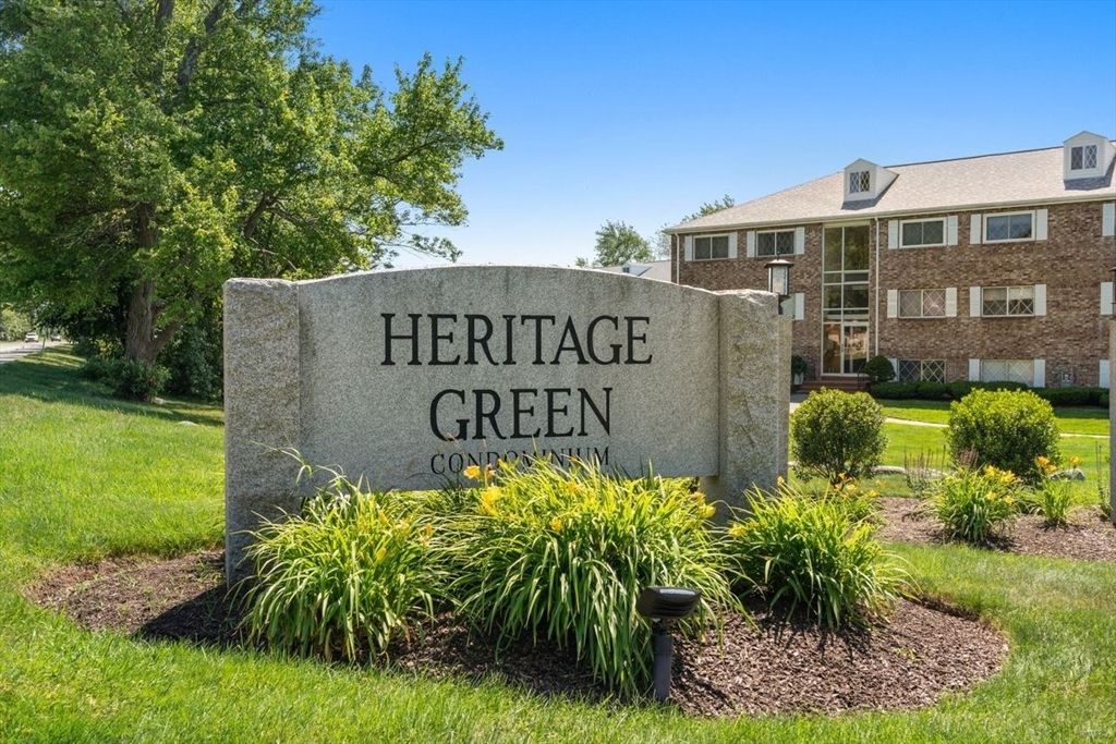 25 Fernview Avenue 8, North Andover, MA 01845