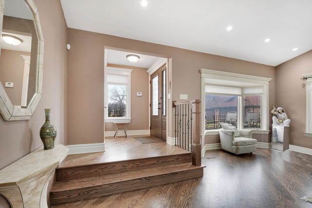 8167 W Brookside Court, Palos Park, IL 60464