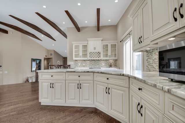 8167 W Brookside Court, Palos Park, IL 60464