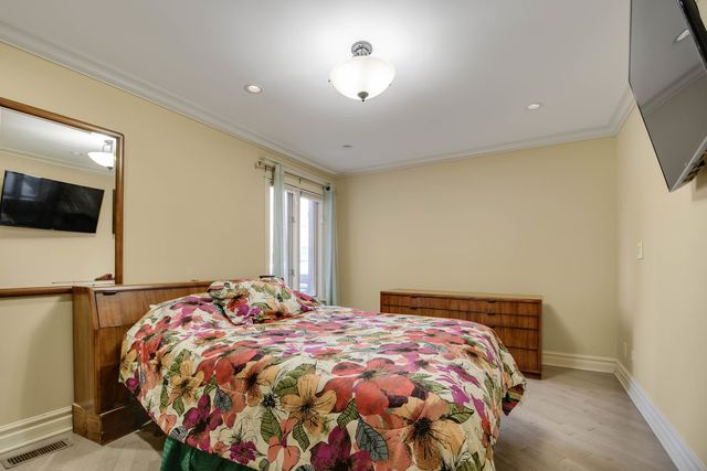 8167 W Brookside Court, Palos Park, IL 60464