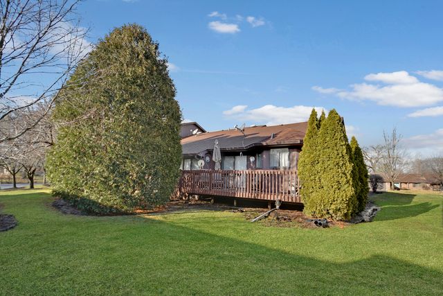 8167 W Brookside Court, Palos Park, IL 60464